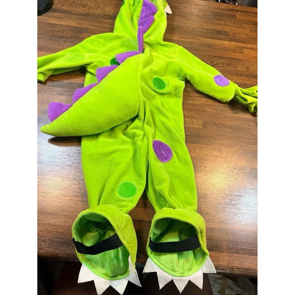 Infant 12/18 months dinosaur cozy soft Halloween costume. Big tail, hood w/ face